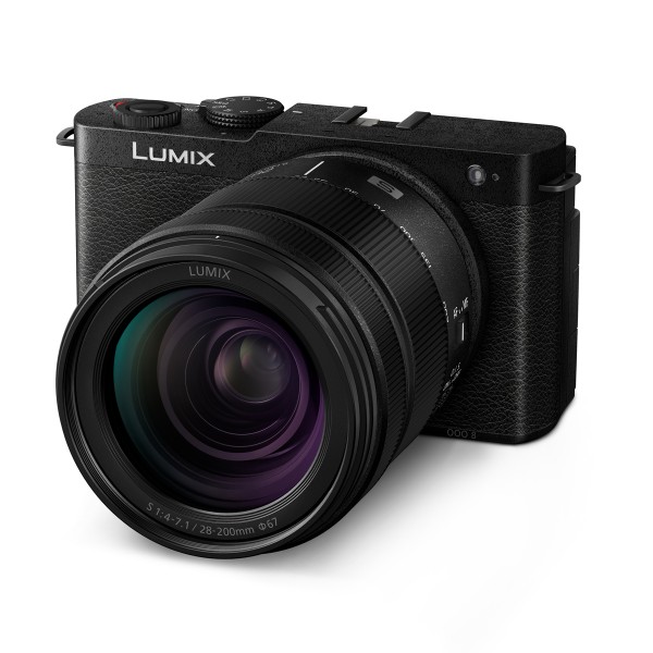 Panasonic Lumix DC-S9+S 28-200mm Jet Black, Kamerakit